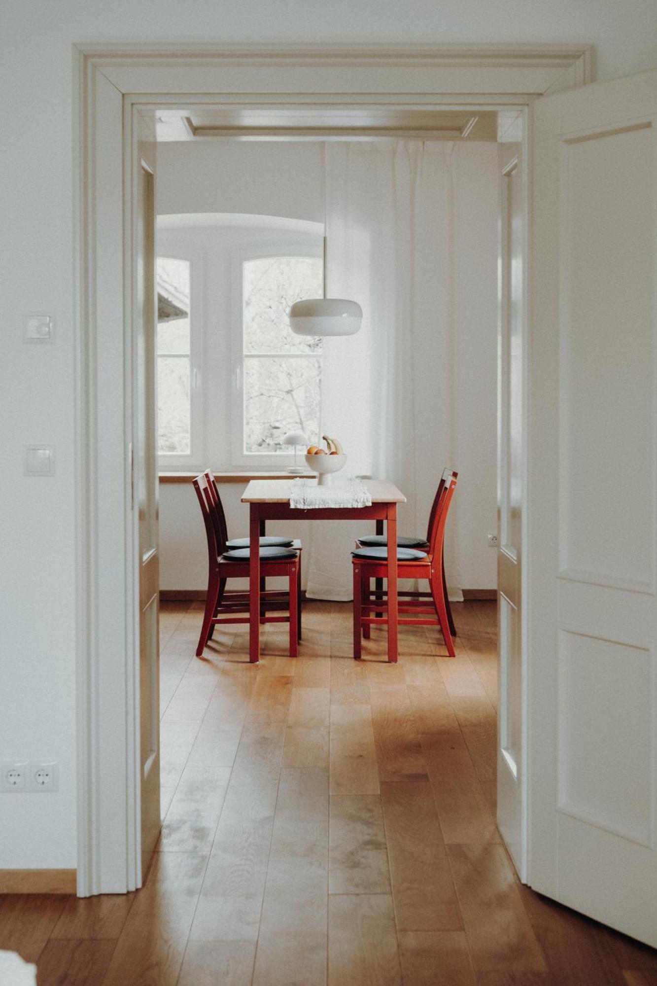 Weinstrassen Apartment Mit Zentrumsanbindung Neustadt an der Weinstrasse Luaran gambar
